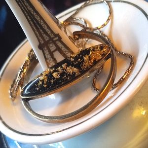 16" Gold Plated Necklace with Black Onyx/ Gold Flake Pendant